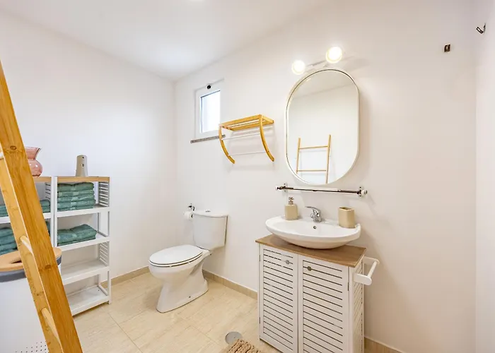 Cozy Haven By Yourkey Madeira *