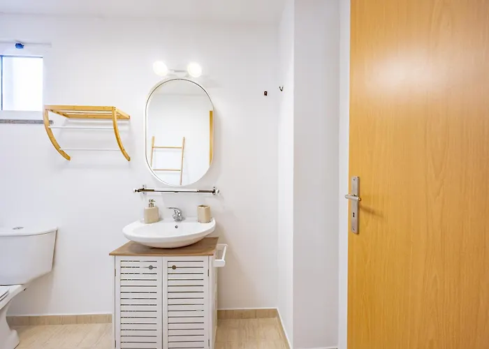 Cozy Haven By Yourkey Madeira *